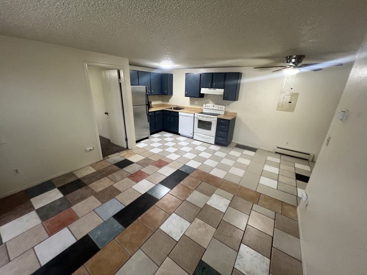 229 15th Street - Photo 6 of 13