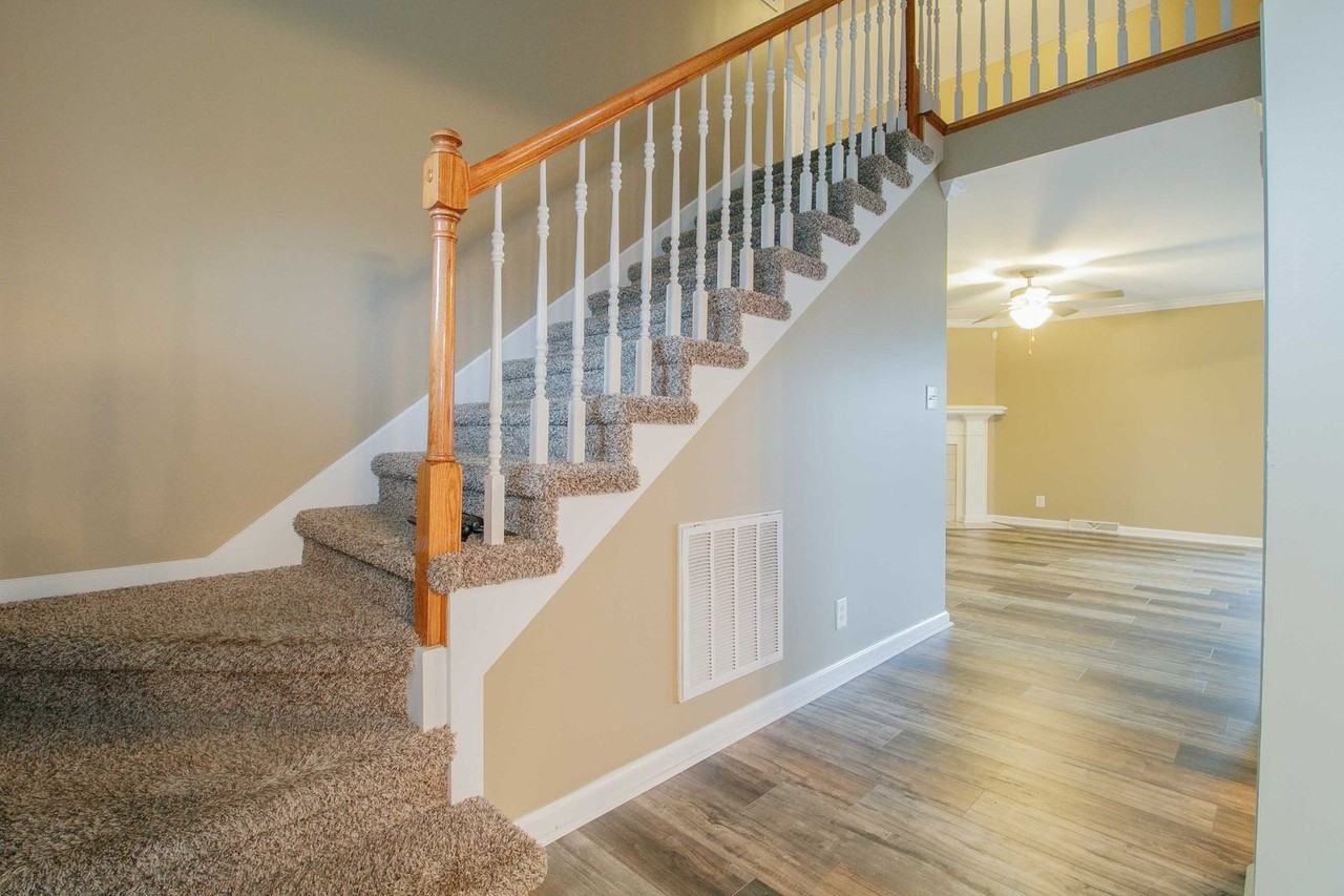 284 Ballygar Ct - Photo 2 of 42