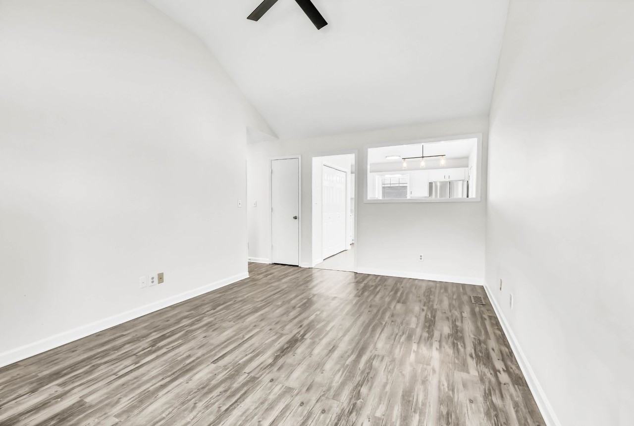 925 Granny White Rd - Photo 6 of 25