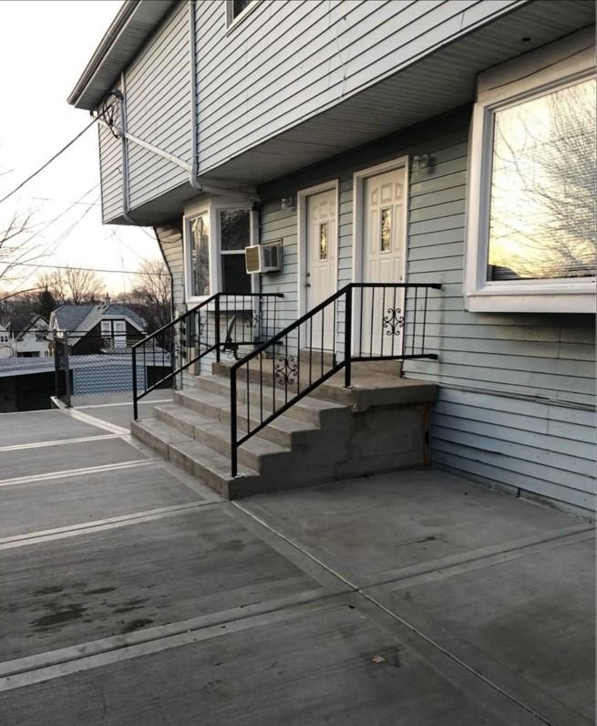 1521 Srd St #C - Photo 6 of 6