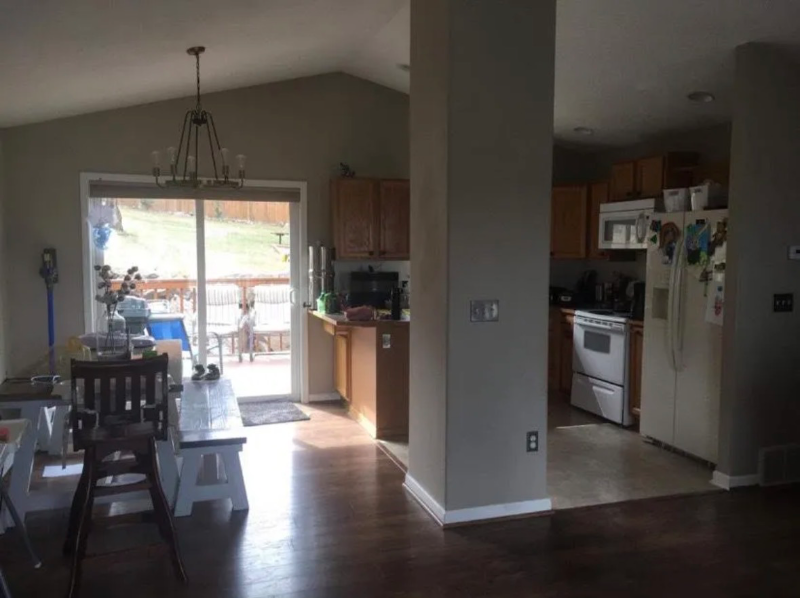 4928 E 14th Ave - Photo 4 of 9