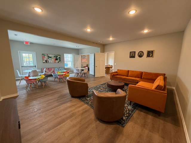 907 N Rocky Ln #910C - Photo 7 of 9