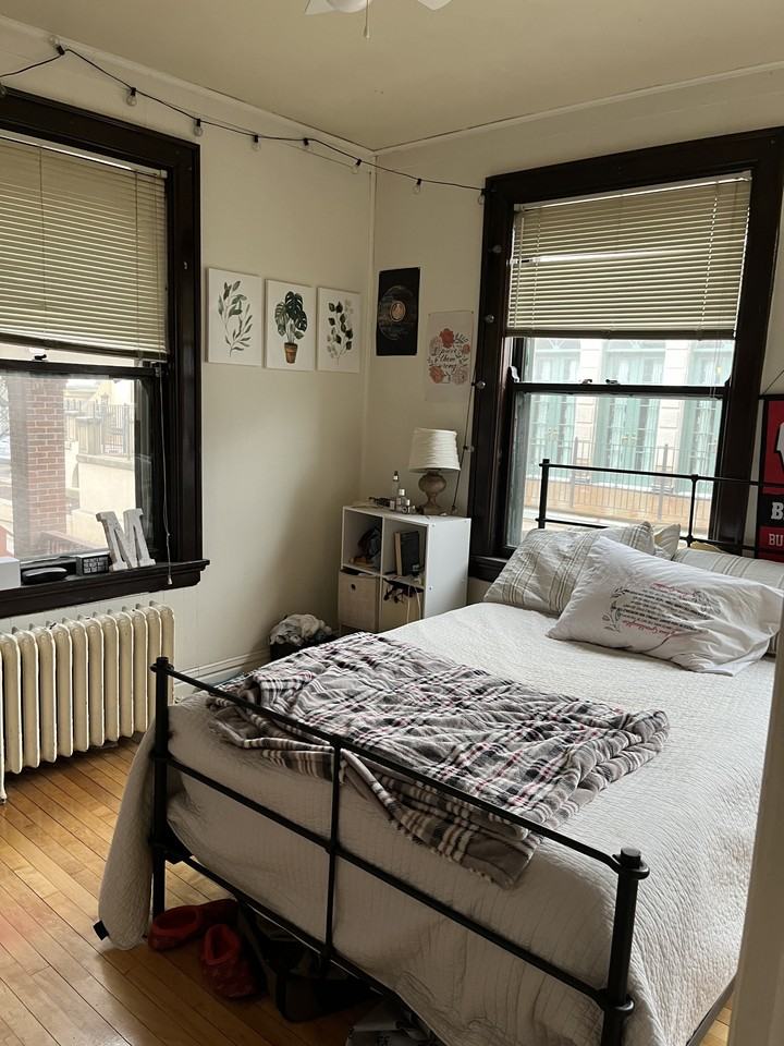 612 Howard Place - Photo 5 of 44