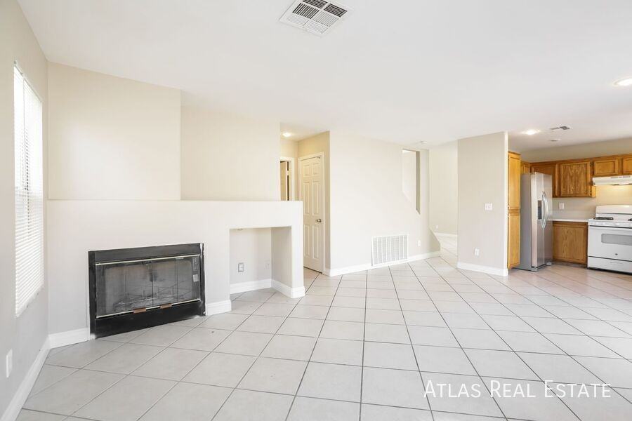 4933 Via Luis Ct - Photo 4 of 22