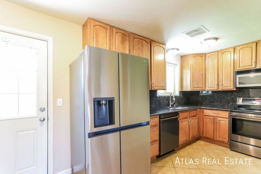 6795 Allison Street - Photo 3 of 17