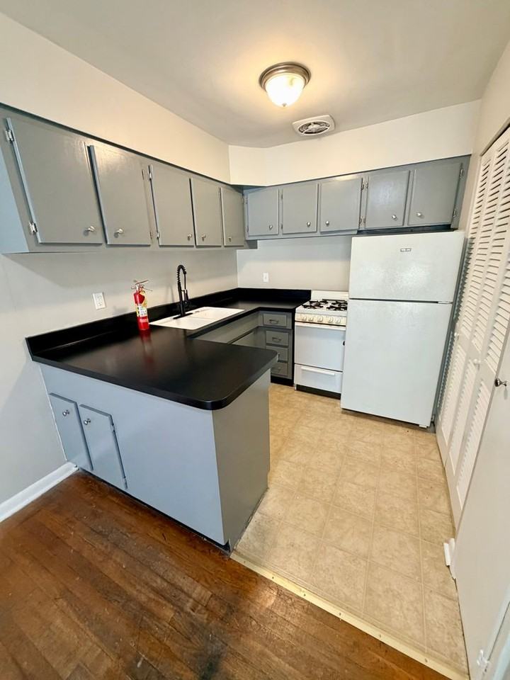 1568 Alexandria Dr #2BZ3 - Photo 2 of 10