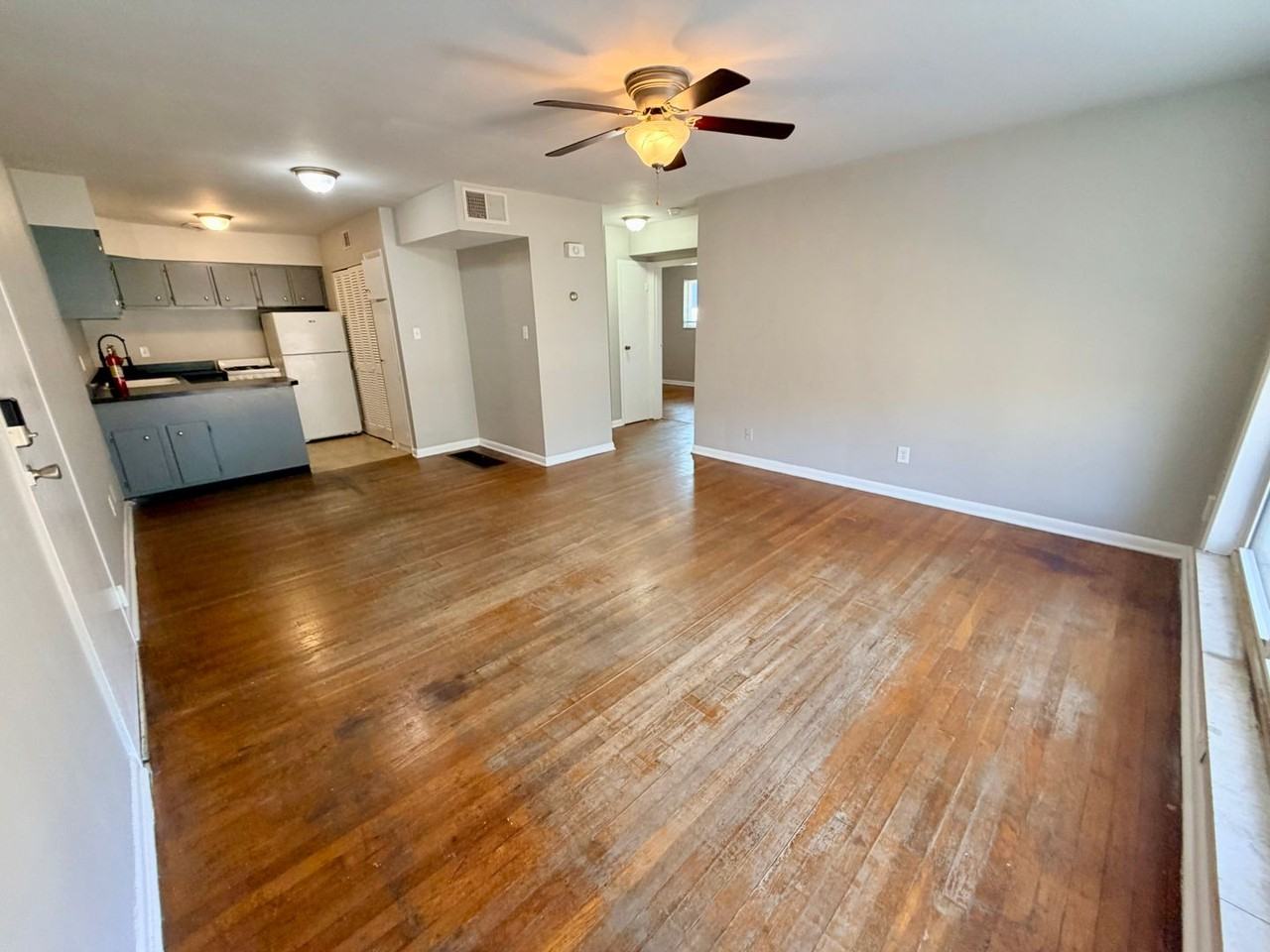 1568 Alexandria Dr #2BZ3 - Photo 4 of 10