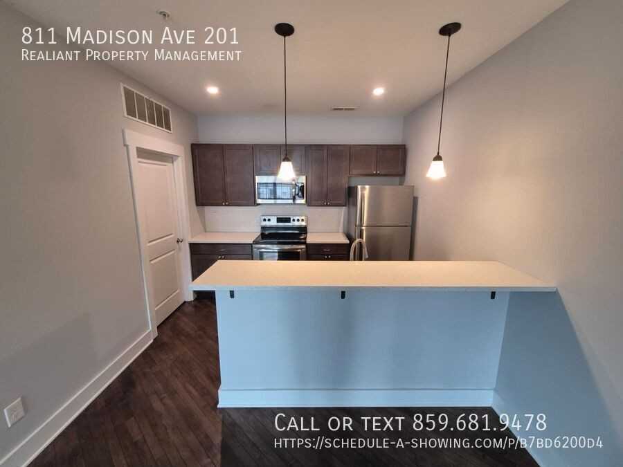 811 Madison Ave - Photo 3 of 17