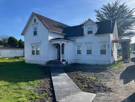 3353 Spear Ave - Photo 1 of 1