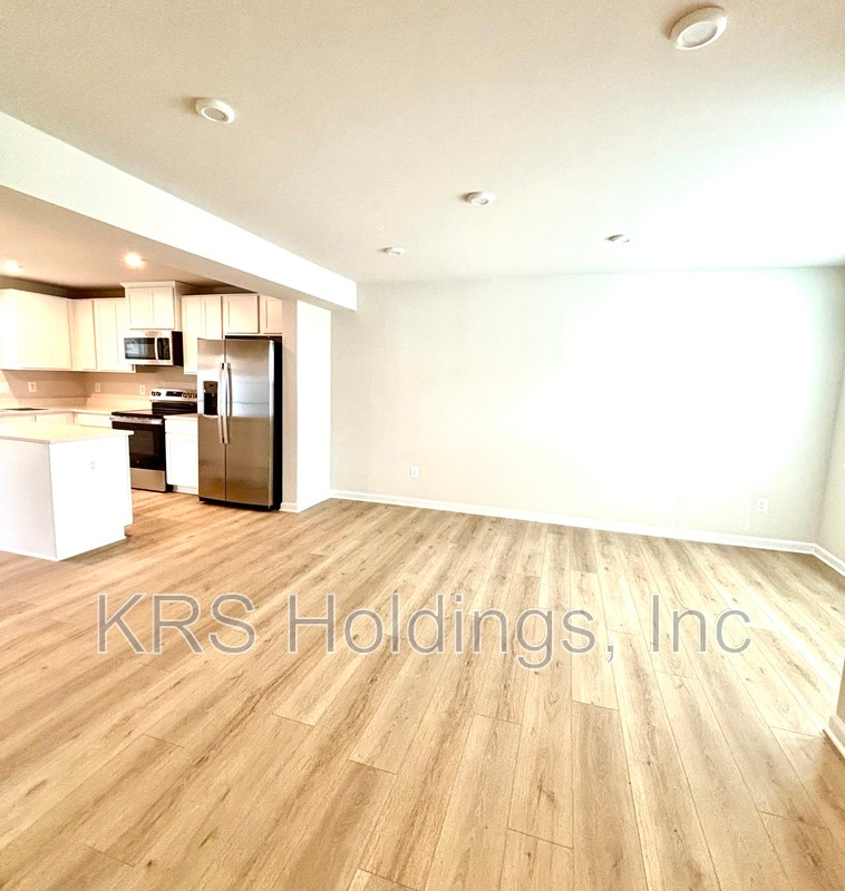 3368 Marble Loop - Photo 2 of 4