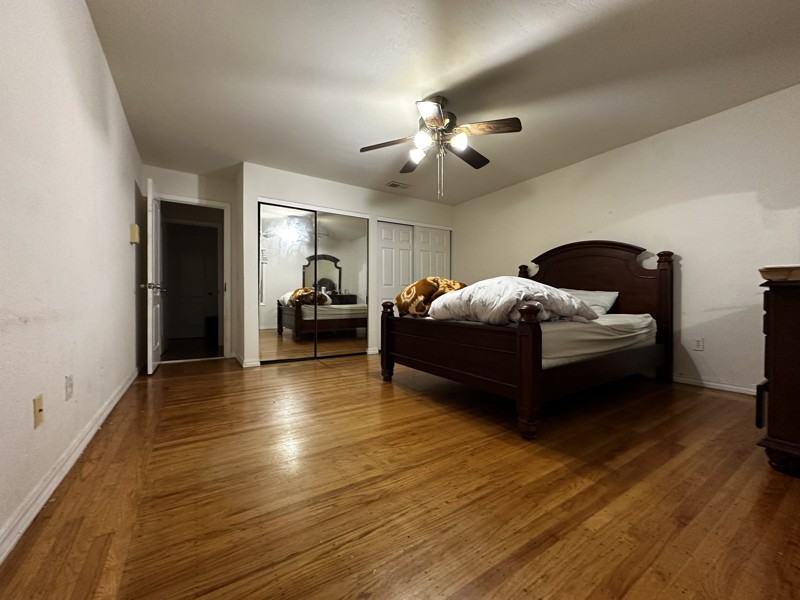 993 Contra Costa Dr - Photo 3 of 8