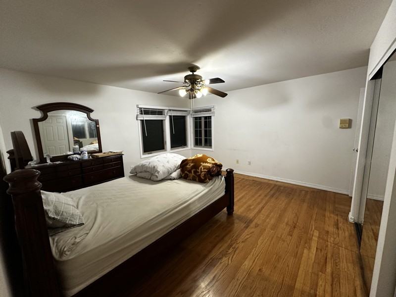 993 Contra Costa Dr - Photo 4 of 8