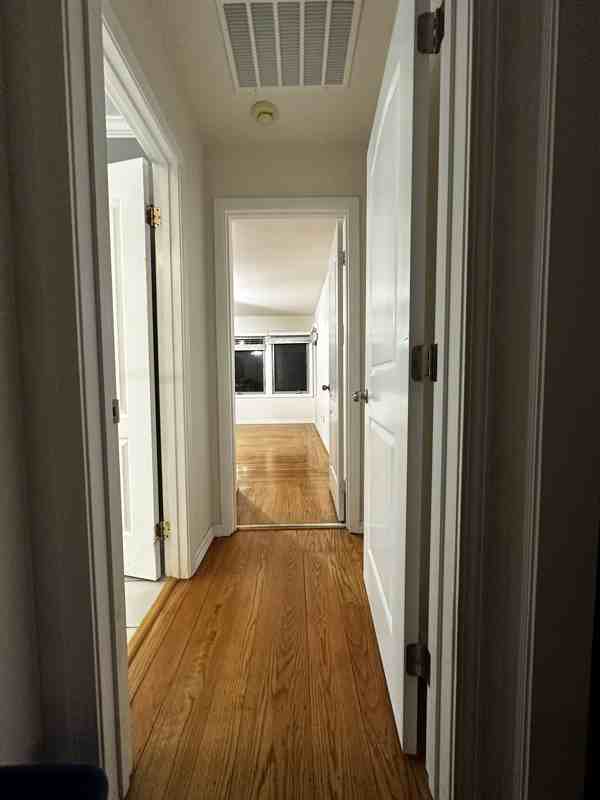 993 Contra Costa Dr - Photo 7 of 8