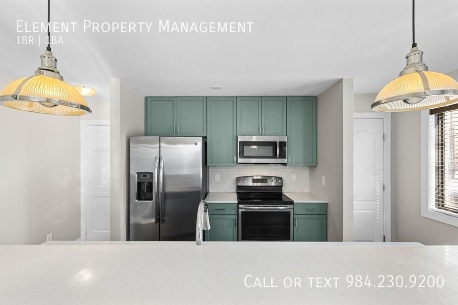 705 W North St #2 - Photo 2 of 16