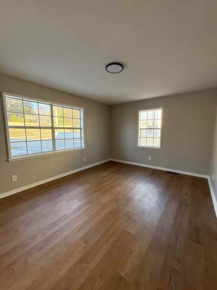 254 Lake Dr Unit 1 - Photo 7 of 10