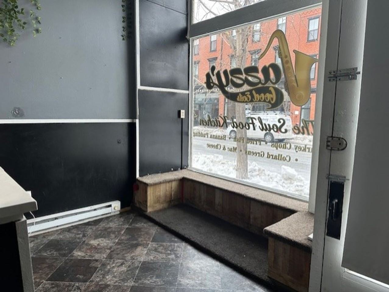 912 N 3rd St - Photo 3 of 7