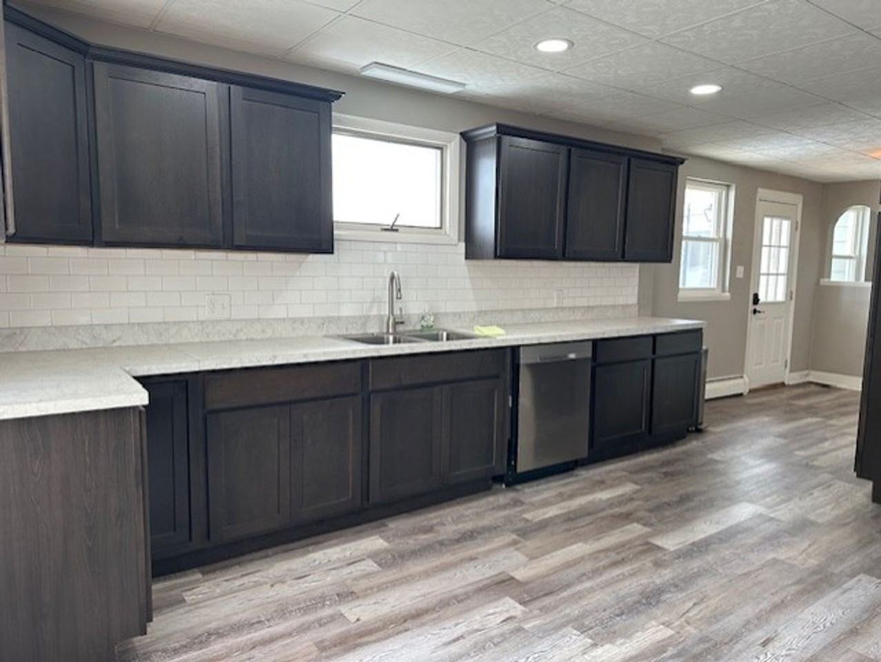 5885 Avis Ln - Photo 7 of 18