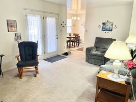 featured image of 35 E Boundary Ave