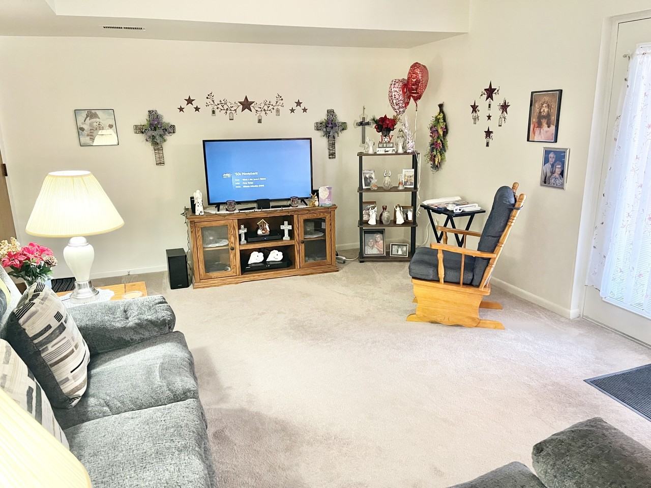 35 East Boundary Avenue - Photo 3 of 18