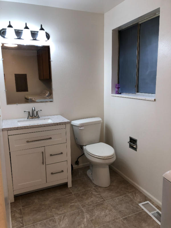 946 Silver Lake Rd - Photo 6 of 20