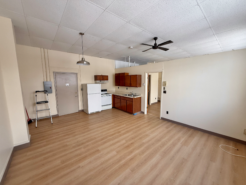 181 Main St #110 - Photo 3 of 4