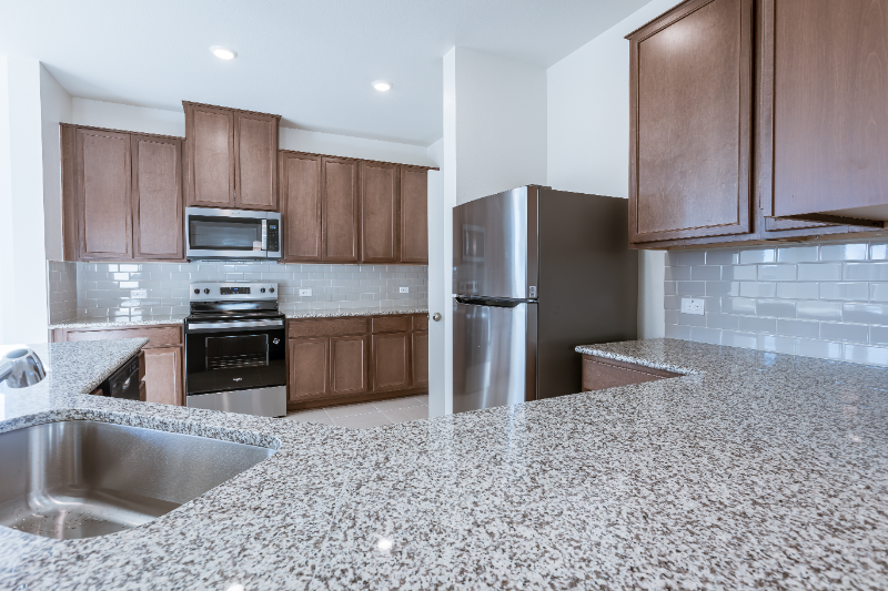 1400 Carriageway Dr - Photo 3 of 20