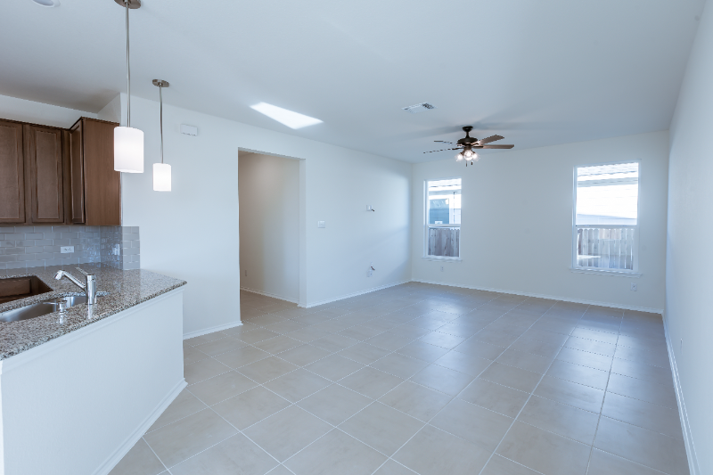 1400 Carriageway Dr - Photo 6 of 20