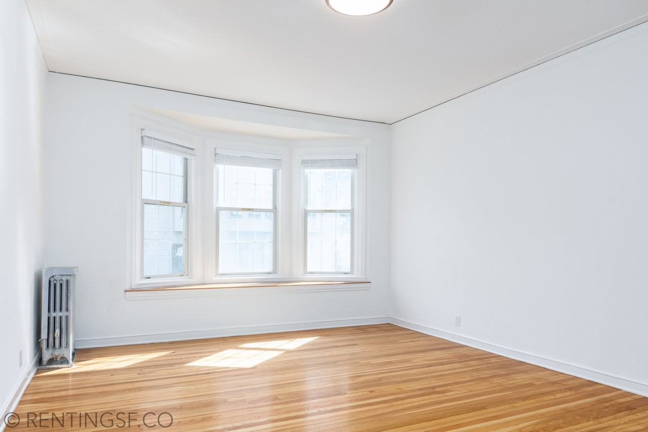 2625 Franklin St #101 - Photo 4 of 14