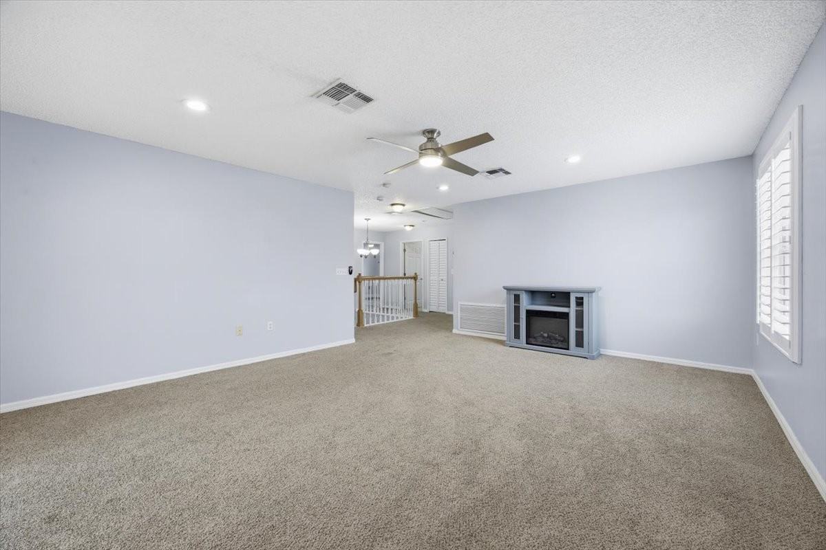 146 Burrell Cir #1 - Photo 7 of 26