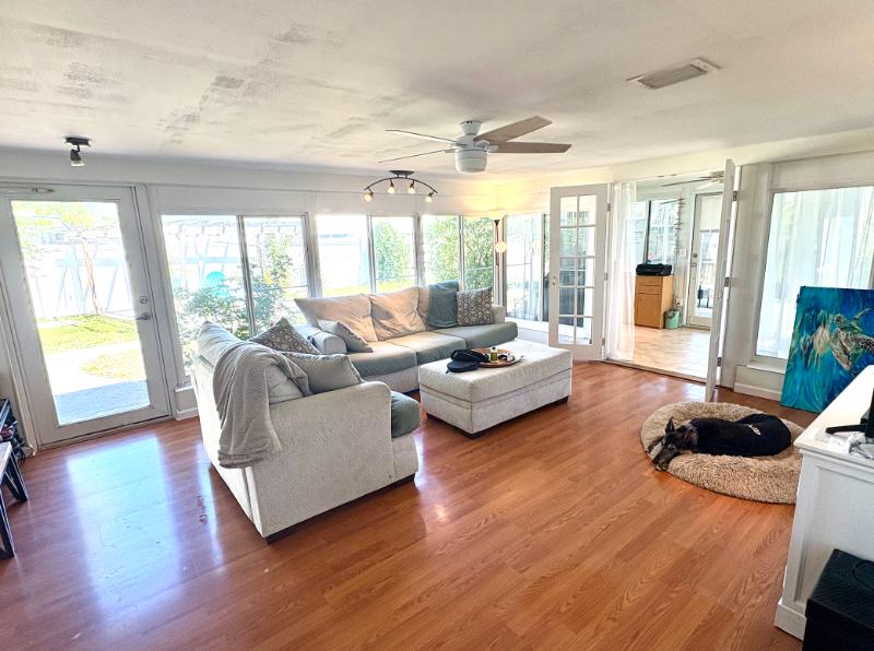 10595 104th Ave - Photo 3 of 11