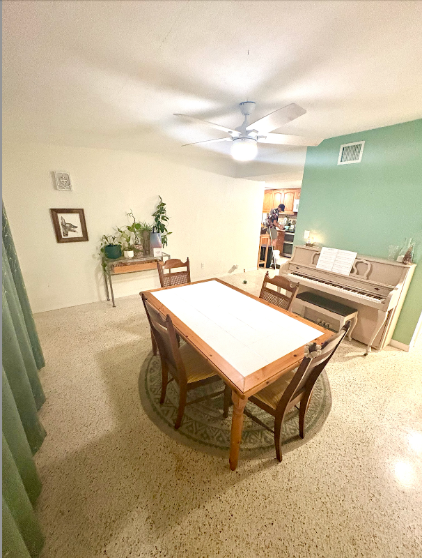 10595 104th Ave - Photo 4 of 11