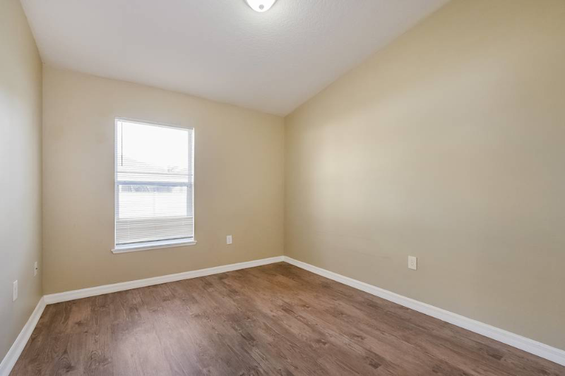 2913 Ariel Ave - Photo 5 of 9