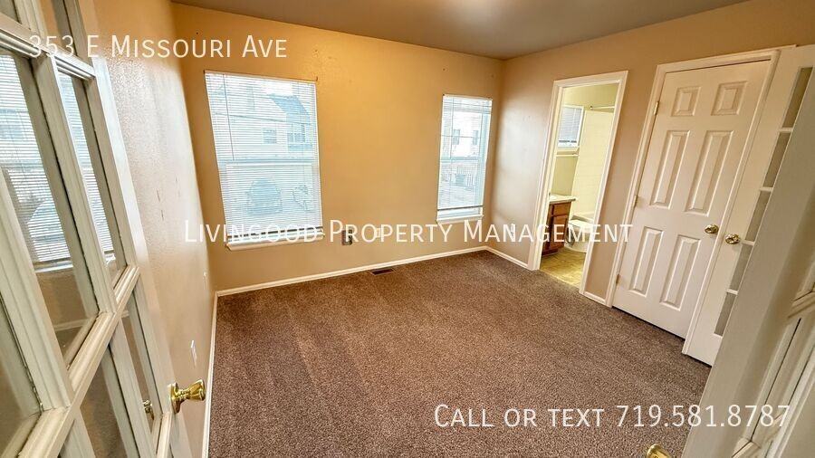 353 E Missouri Ave - Photo 7 of 17