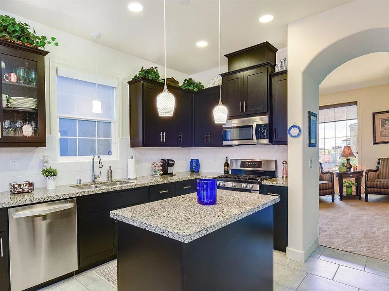 1024 Provence Village Dr - Photo 3 of 12