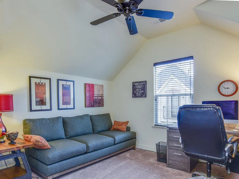 1024 Provence Village Dr - Photo 4 of 12