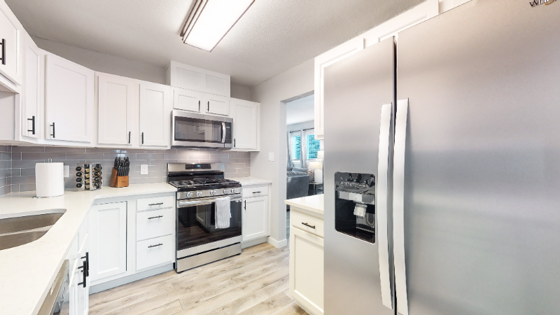 1217 Victor St - Photo 7 of 16