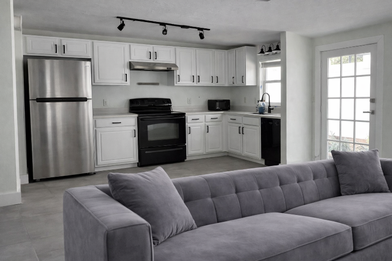 1930 9th St #1930 - Photo 3 of 14