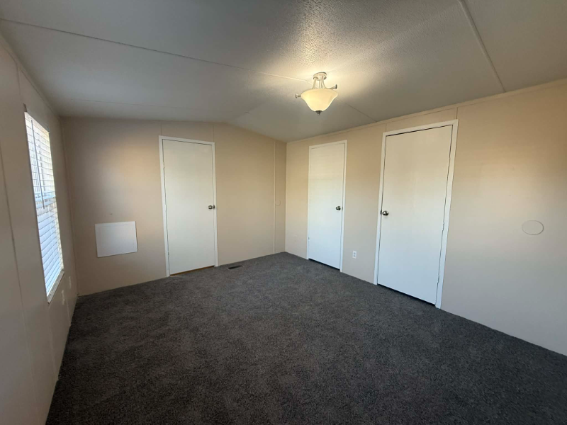 1236 N Oaklane Rd #107 - Photo 4 of 8