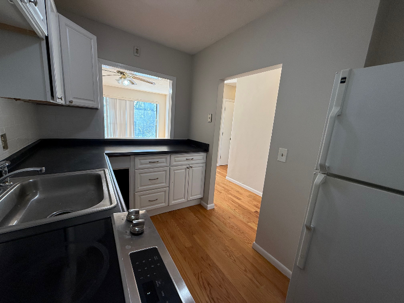 44 Maple St #101 - Photo 5 of 17