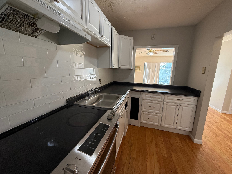 44 Maple St #101 - Photo 6 of 17