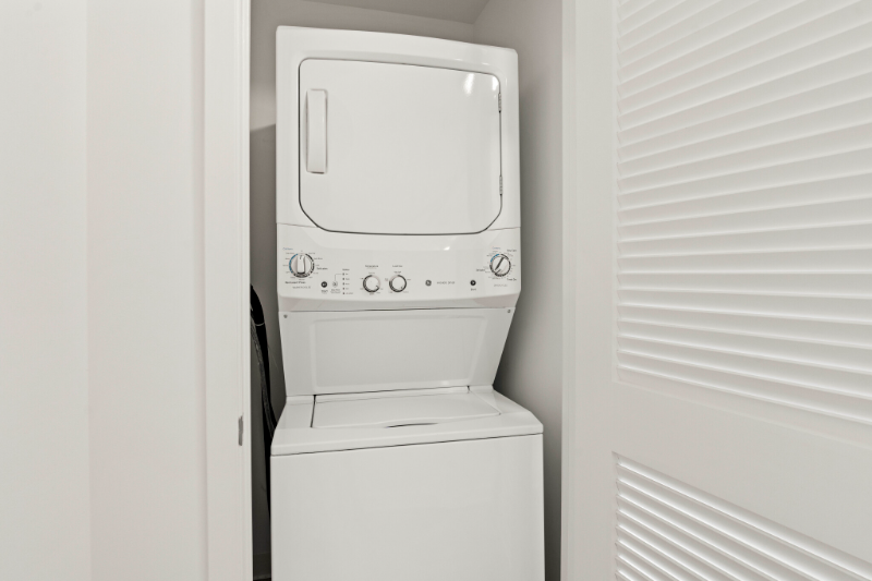 356 W Wolf Point Plz - Photo 7 of 15