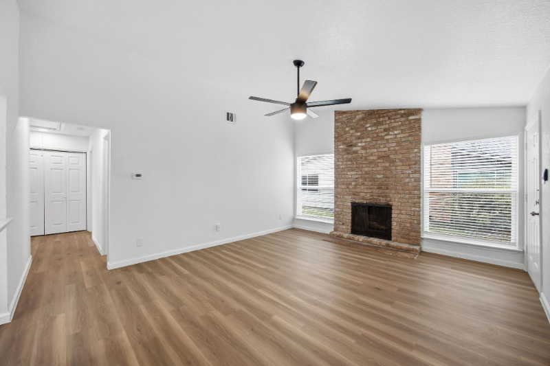 218 W William Cannon Dr #B - Photo 3 of 20