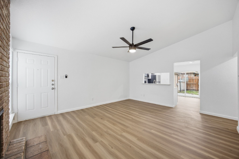 218 W William Cannon Dr #B - Photo 4 of 20