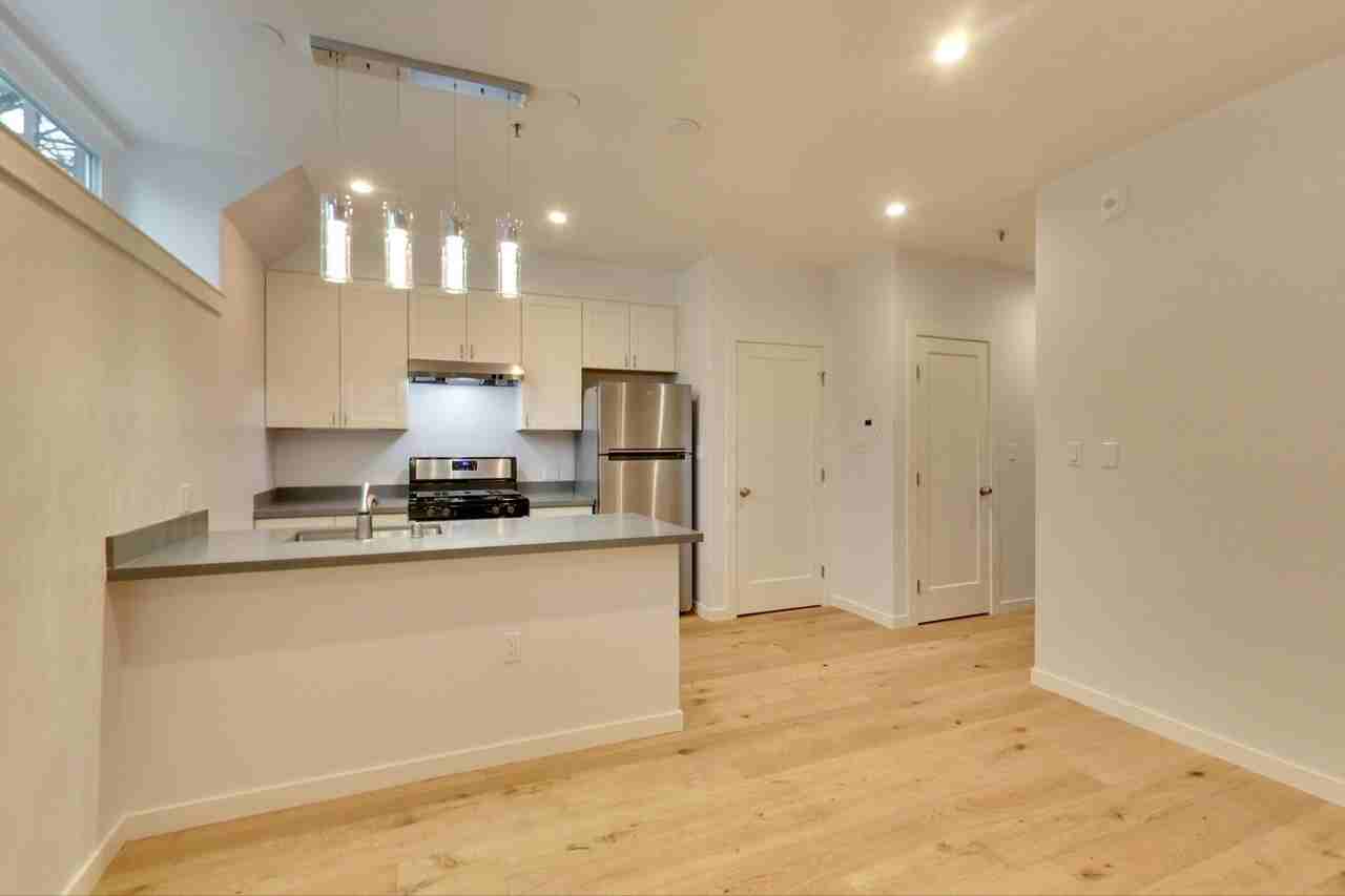 159 Castro St - Photo 2 of 20