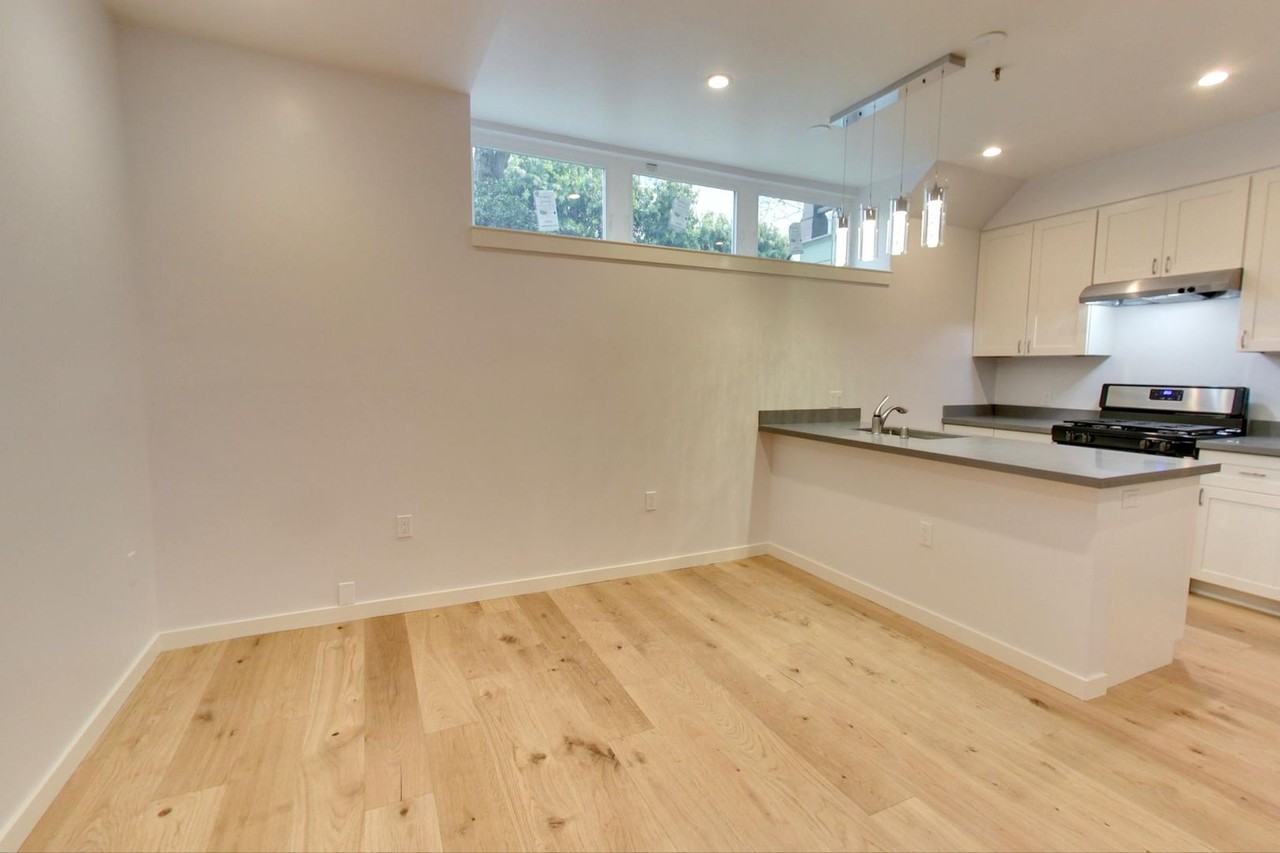 159 Castro St - Photo 3 of 20