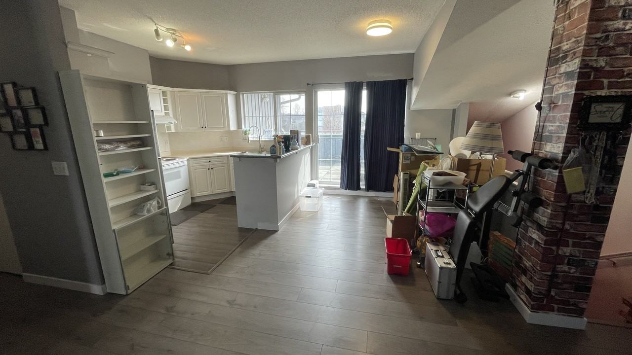 1102 Ewen Avenue #202 - Photo 4 of 20