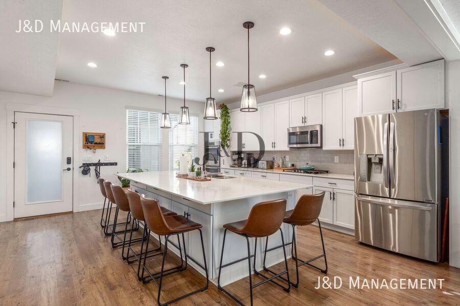 10566 S Oquirrh Lake Rd - Photo 7 of 18