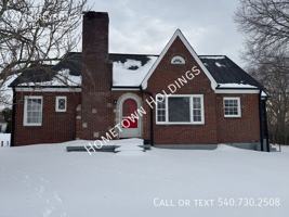 featured image of 206 Greyson St