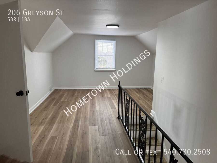 206 Greyson St - Photo 6 of 14