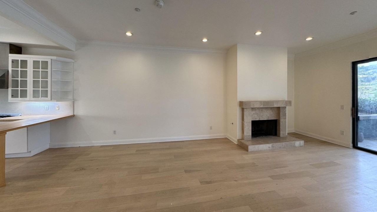 16000 W Sunset Blvd #102 - Photo 4 of 17